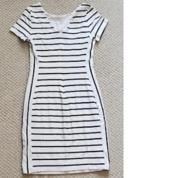 Banana Republic White & Black Striped Pencil Dress size 4 - Picture 8 of 11
